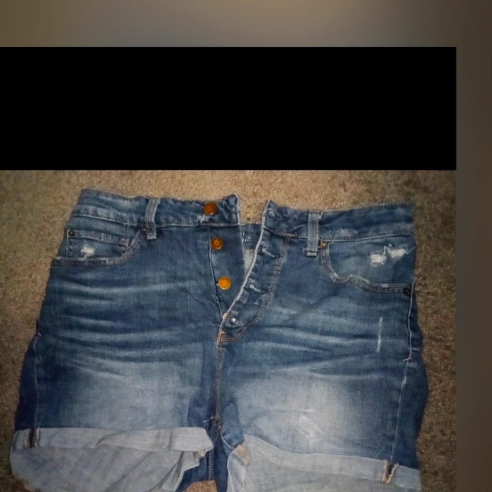 High waisted Distressed jean shorts